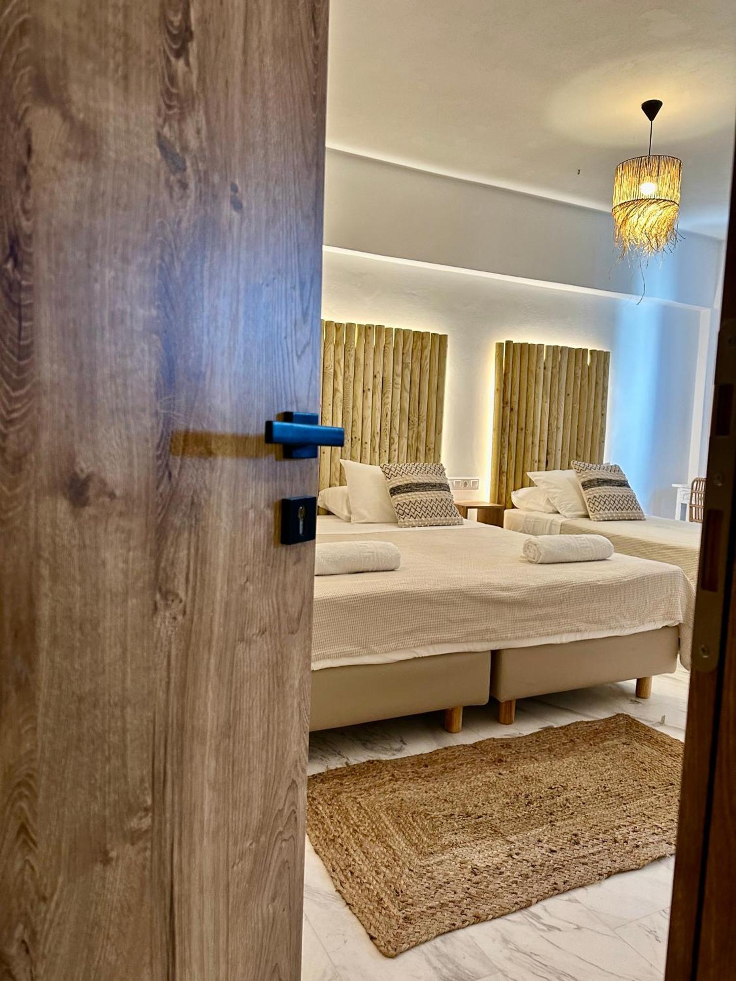 Athina Rooms - Lounge Apartments Parikia  Ngoại thất bức ảnh