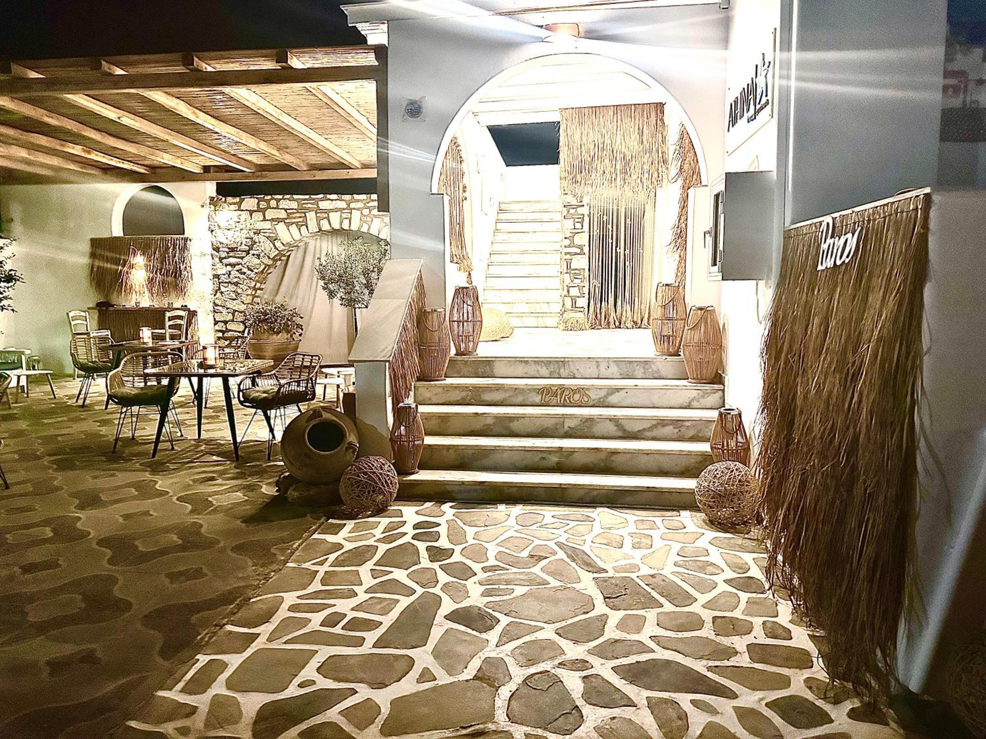 Athina Rooms - Lounge Apartments Parikia  Ngoại thất bức ảnh