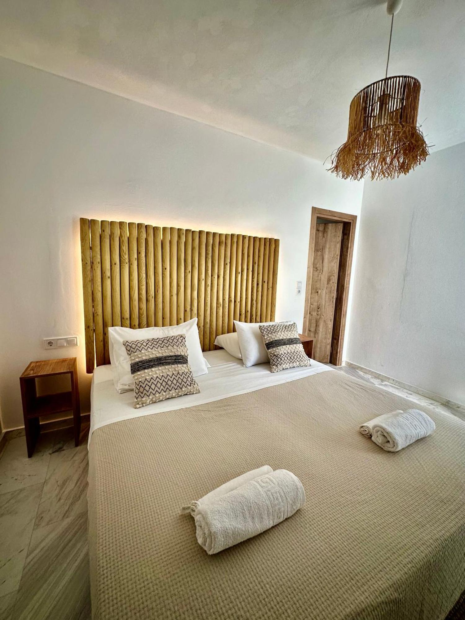 Athina Rooms - Lounge Apartments Parikia  Ngoại thất bức ảnh