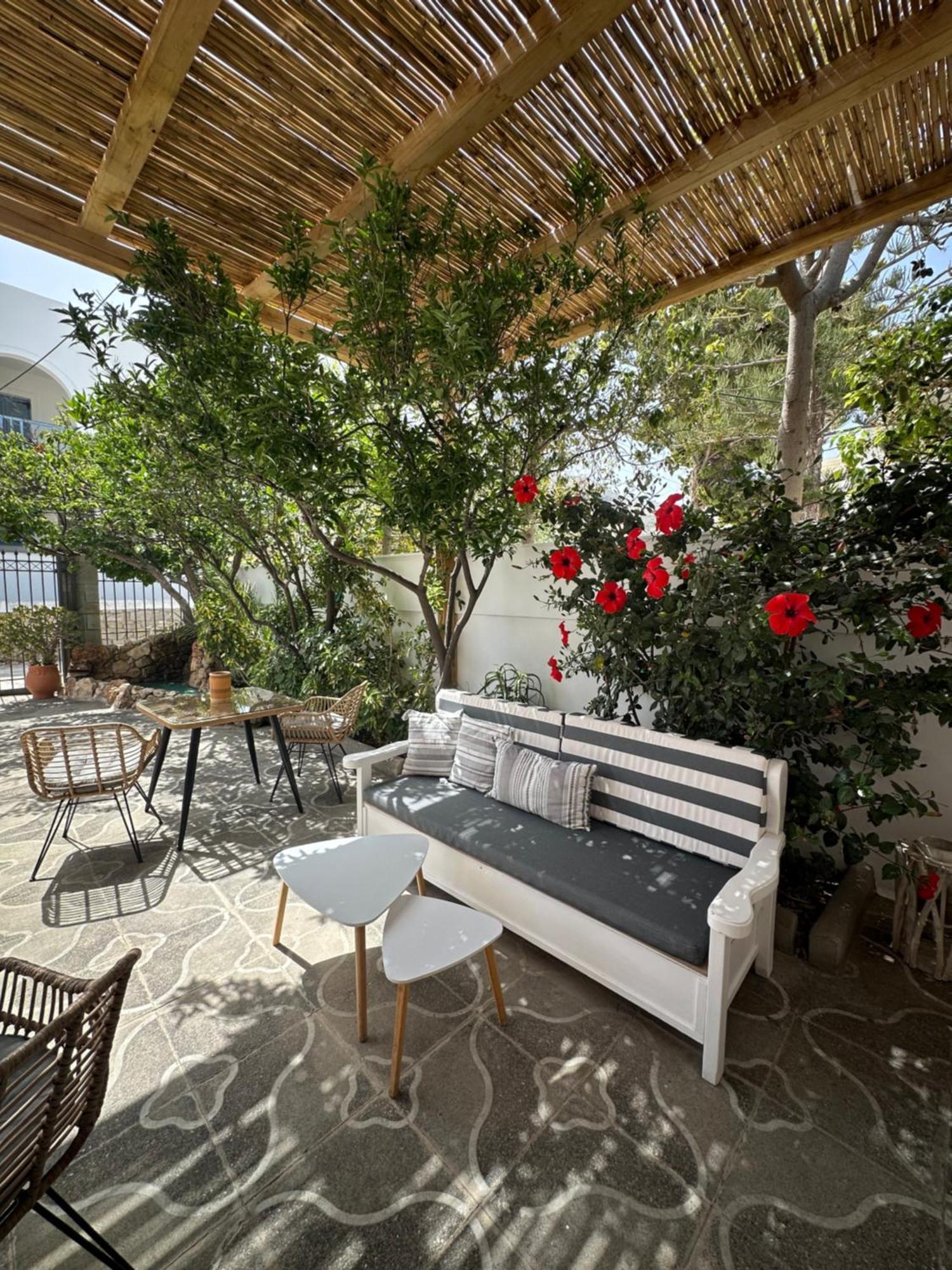 Athina Rooms - Lounge Apartments Parikia  Ngoại thất bức ảnh