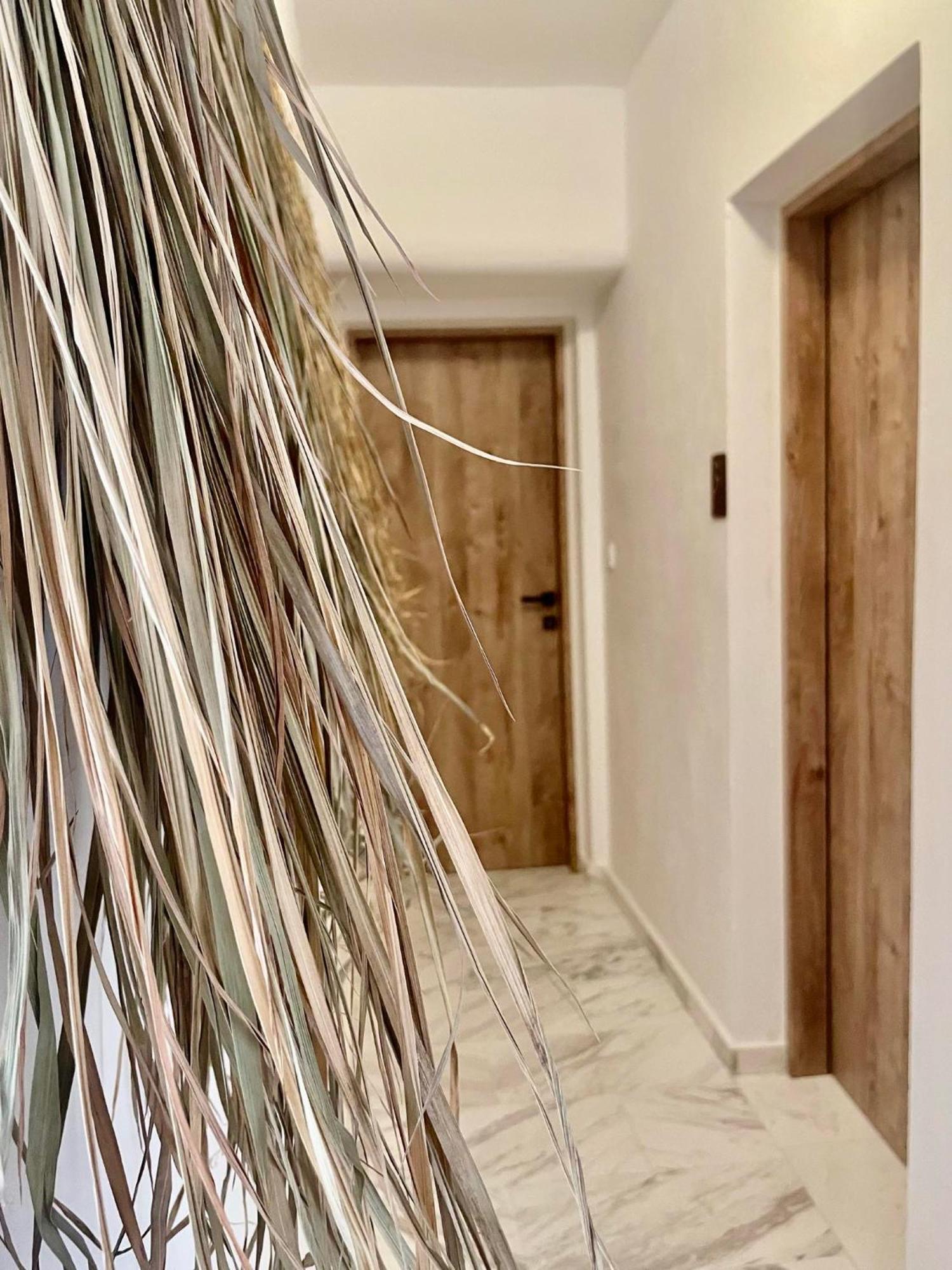 Athina Rooms - Lounge Apartments Parikia  Ngoại thất bức ảnh