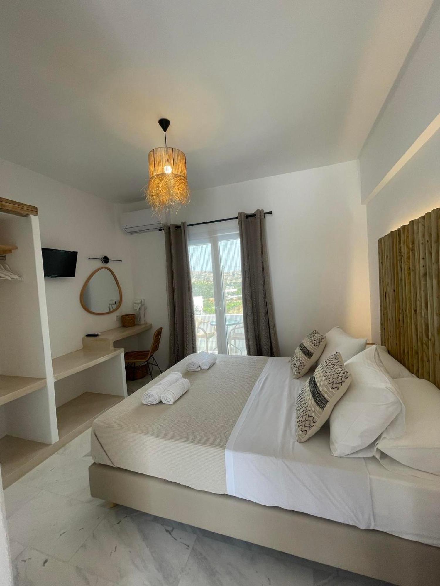 Athina Rooms - Lounge Apartments Parikia  Ngoại thất bức ảnh